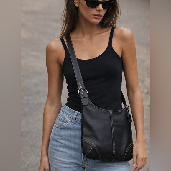 Coach Soho Slim Hippie Crossbody 9549 Black Leather Vintage Y2K Timeless Style - Picture 2 of 16